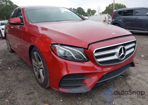 2020 Mercedes-Benz E 350 z USA, uszkodzony, nr VIN WDDZF8DB3LA719974